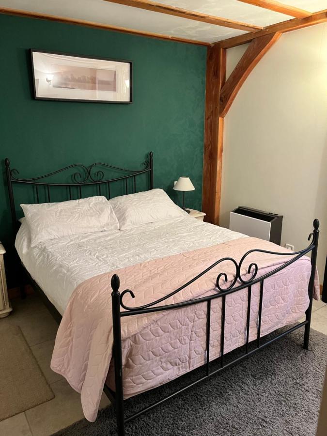 Chez Jallot - Lower Gite Vidaillat ภายนอก รูปภาพ